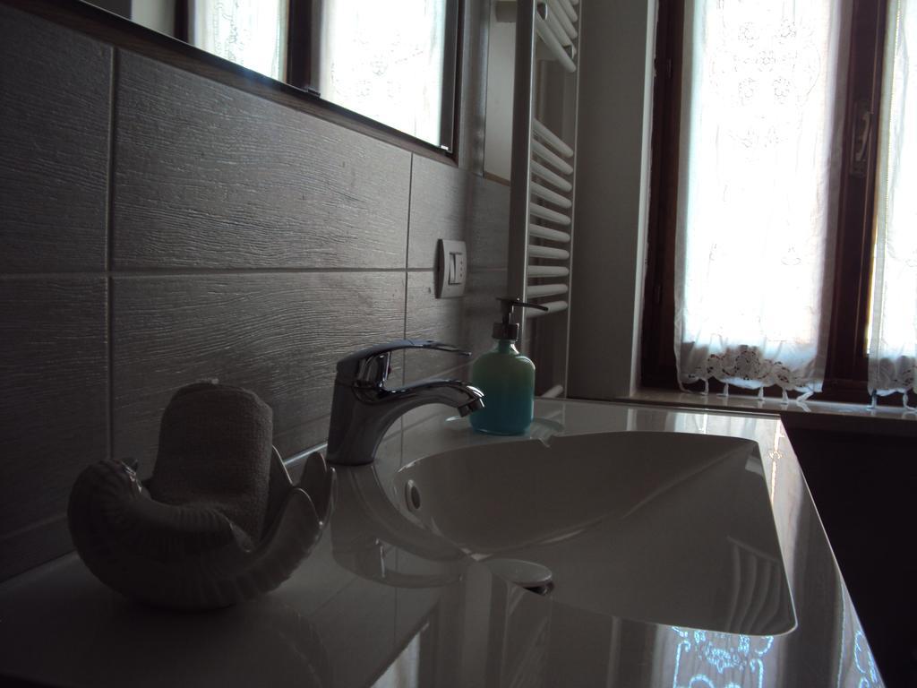 B&B Rosa Del Garda Lazise Exterior foto